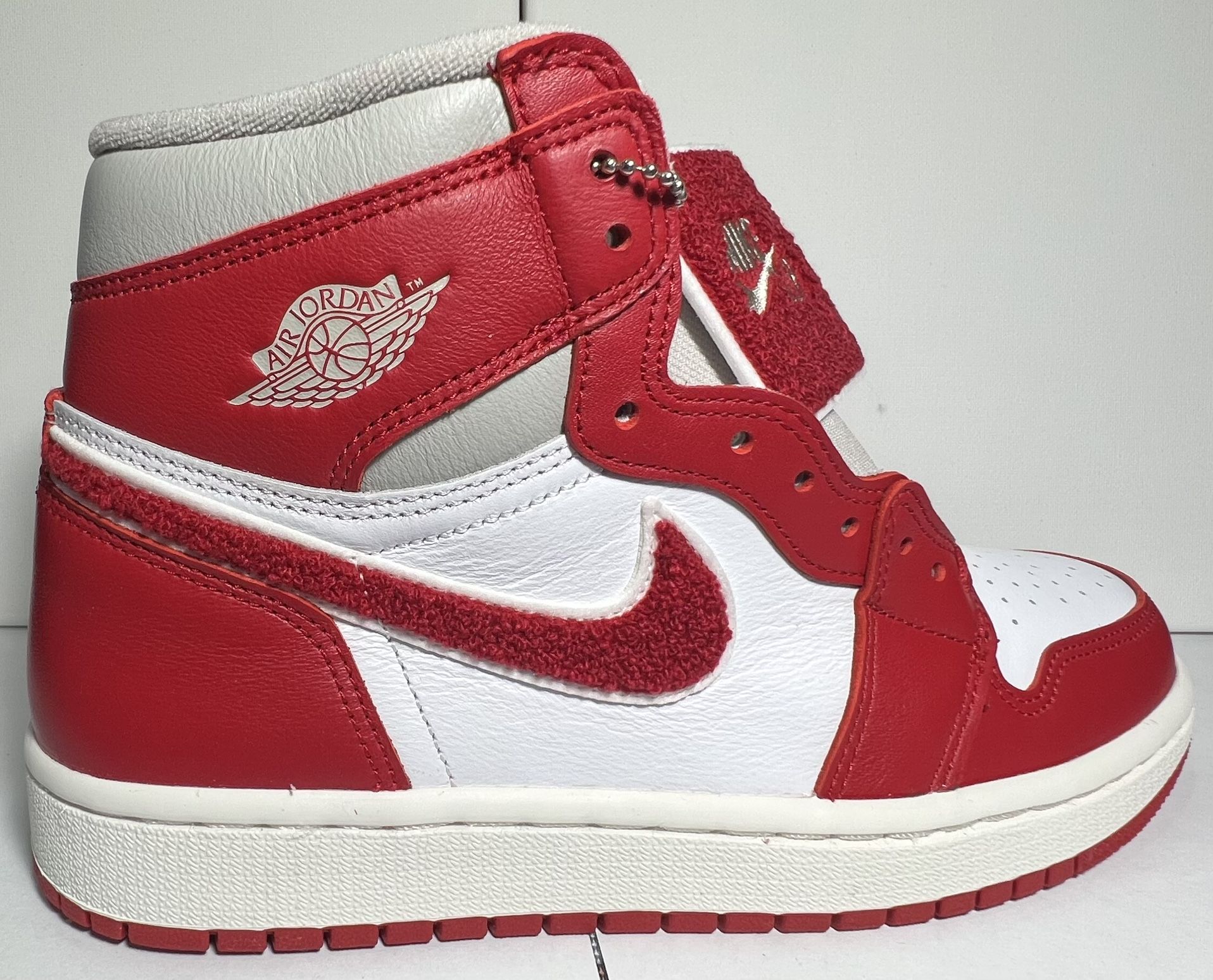 Air Jordan 1Retro Hi Og With Box