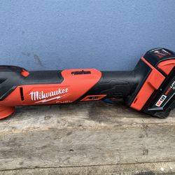 Milwaukee M18 FUEL 18V Lithium-Ion Cordless Brushless Oscillating Multi-Tool(2836-20)