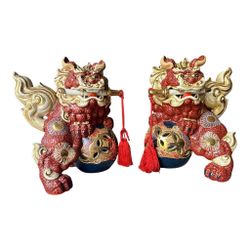 Pair Antique Foo Dogs Porcelain