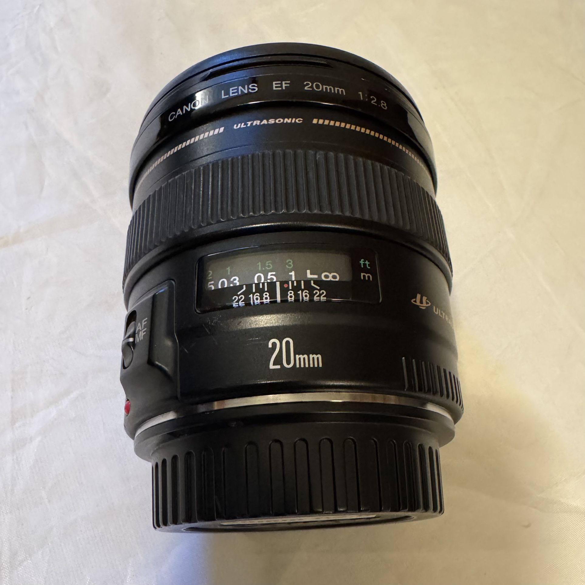 Canon EF 20mm f/2.8 USM