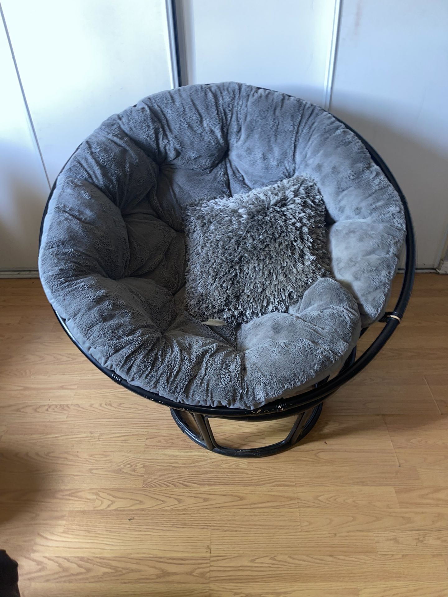 Wooden Cushion Chair