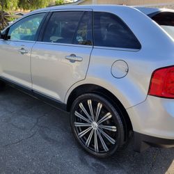 Ford Edge, Low Miles, Clean Title, Smogged, Registered, 22"rims, Reliable Transportation 