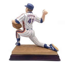 Tom Seaver Figurine.