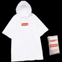 Supreme Poncho 