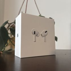 AirPods Pro 100% GENUINE APPLE PRODUCT
