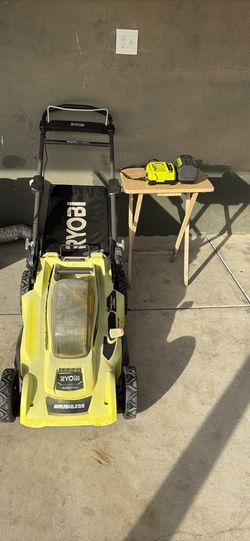 Electric 20 Inch Ryobi Brushless Lawnmower a Battery And a Charger 
