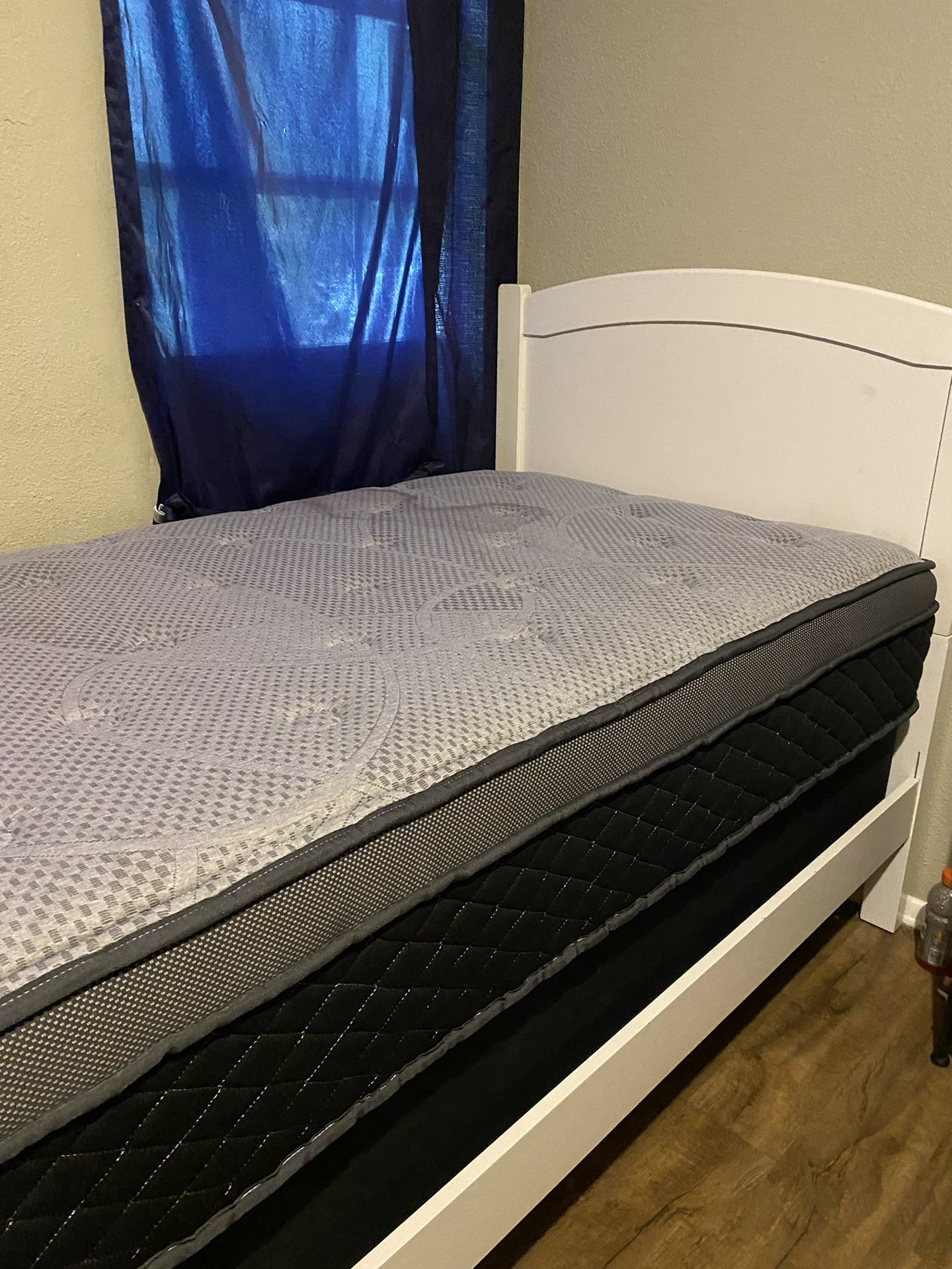 Twin Bed