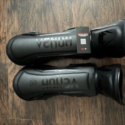 Venum Shin guard