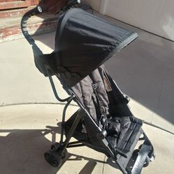 Babytrend Traditional Upgrade Folding Stroller New