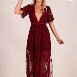 Maxi Dress In Wine Lace