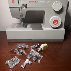 Singer Heavy Duty Sewing Machine 