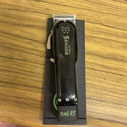 Wahl Senior Clipper With Tomb 45