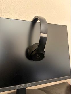 Beats Solo 4
