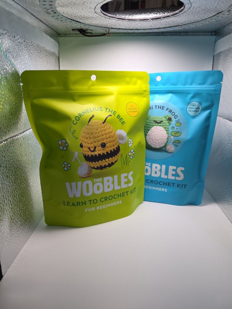 Wobbles- Bee And Frog