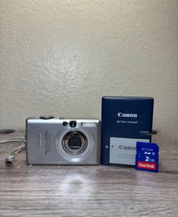 Canon PowerShot SD600 Digital ELPH 6MP Camera
