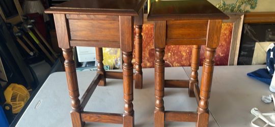 Pair of Wooden Nesting Side Tables