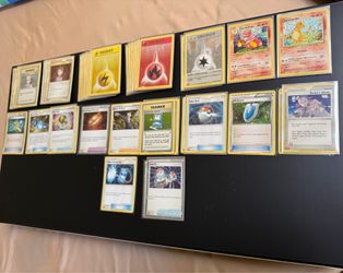 Pokemon red playset (all HOLO)