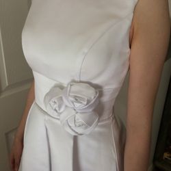 Special Occasion White Pleated Dress With Roses 