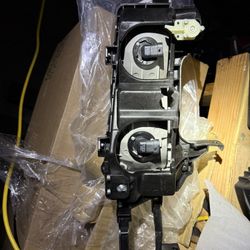 Honda Accord Headlight Assembly 