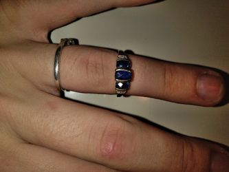 Sapphire ring