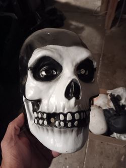 Plastic Skull Mask