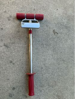 Extendable Floor and Seam Roller