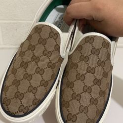 Gucci tennis shoes