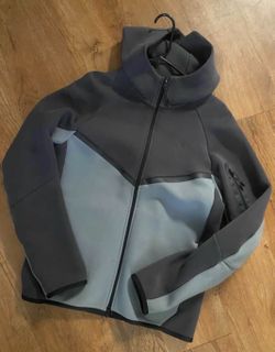 nike tech