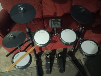 Donner electric drum set  -ded 80