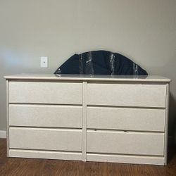 White/Cream Vintage Queen Headboard, Dresser And Mirror