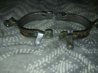 Rowdy rose cowboy spurs