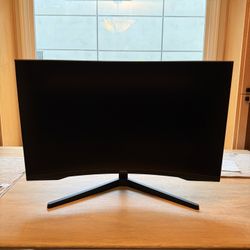 32in Gaming Monitor: Samsung Odyssey G5, 144hz, HDR10, WQHD, 1ms, Curved