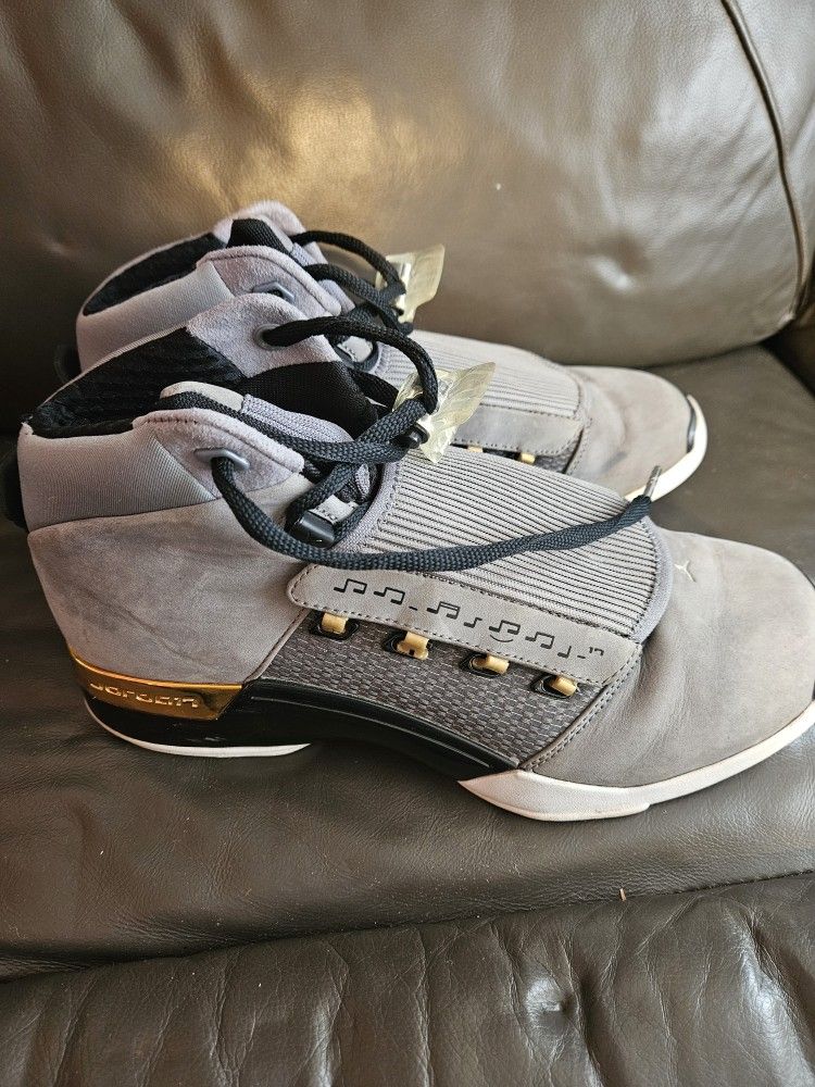 Jordan 17 Trophy Room