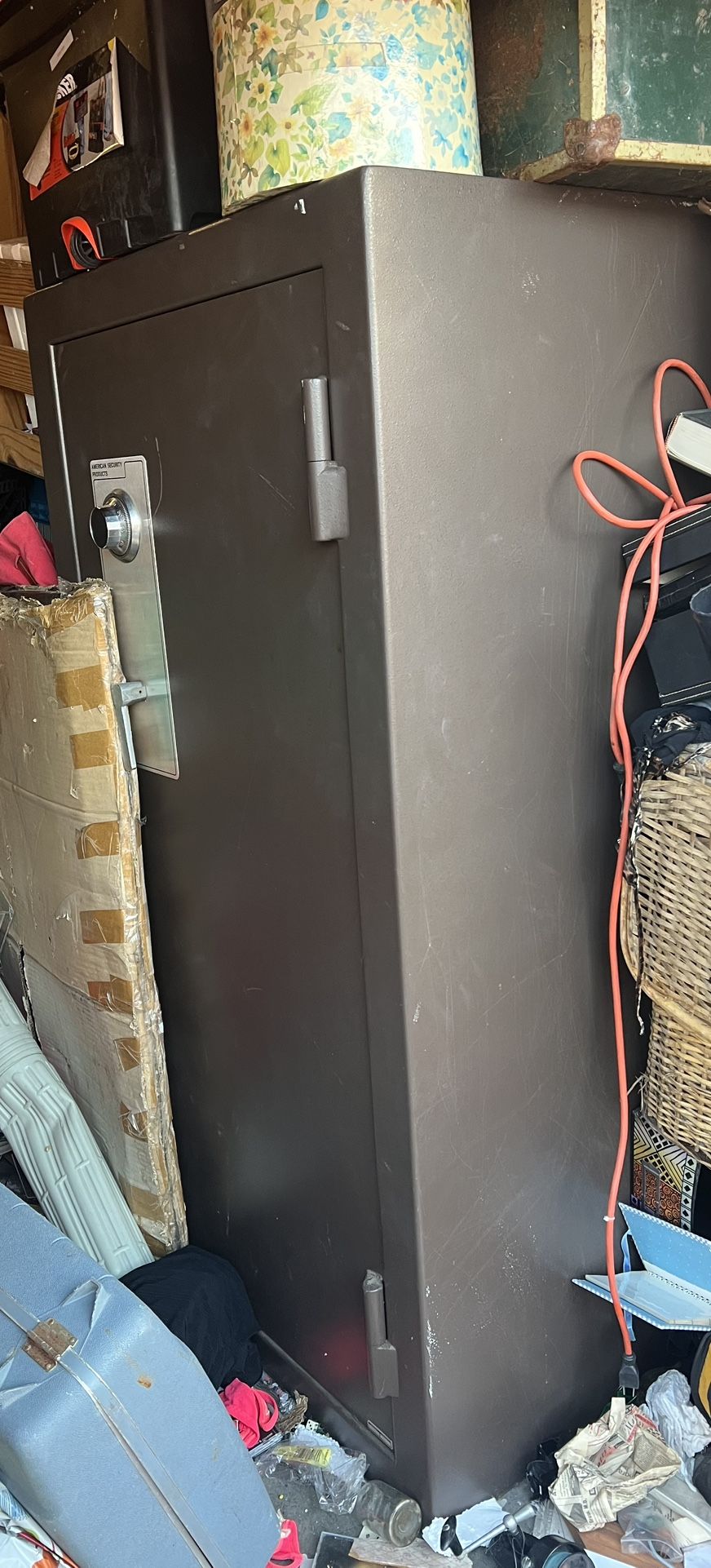 Huge Gun Safe For Sale Must Go In 24 Hours 