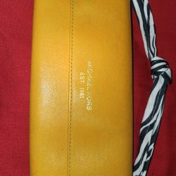 Micheal Kor's (LIGHT ORANGE LEATHER SNAP FRONT WALLET)