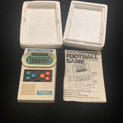 Mattel Electronics FOOTBALL Game! 