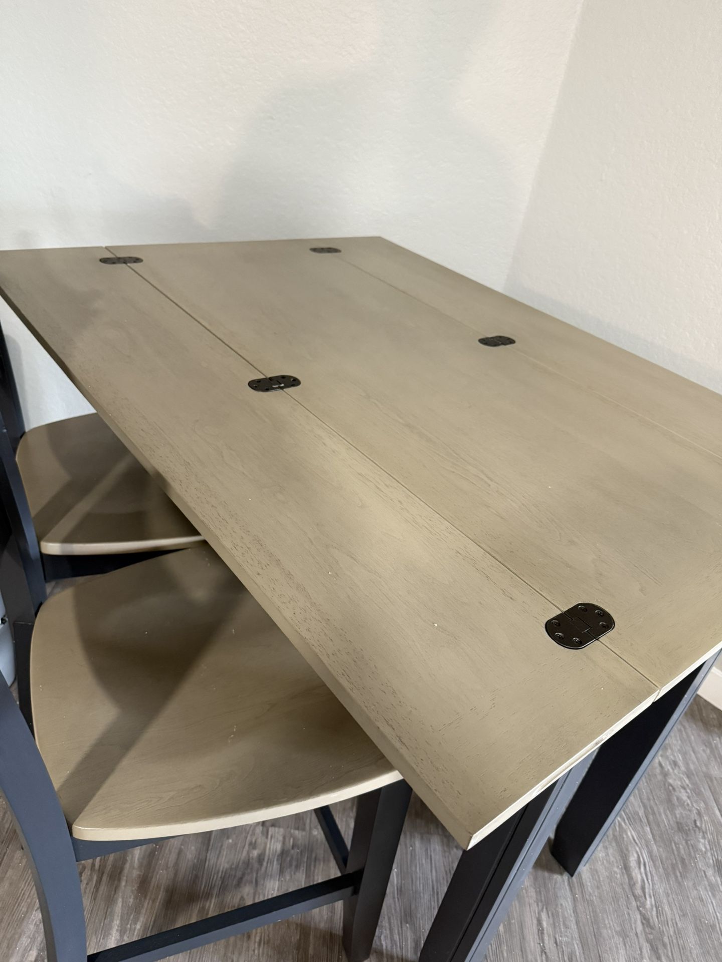 Small Explandable Table Set For 2, Small Apartment