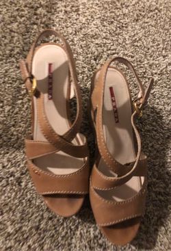 Leather Prada size 37
