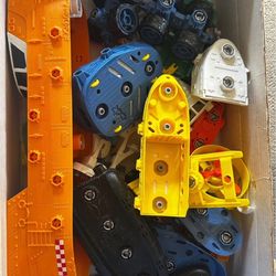 Shark Adventure Playsets