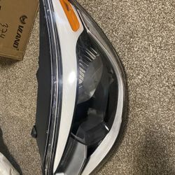 Headlights Headlamps For 2014-2019 Kia Soul,Pair Halogen Headlights Left Driver Side,High Performance Chrome Front Headlight Assembly Perfect Fit For 