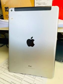 Apple iPad 6th Generation 9.7” for Sale