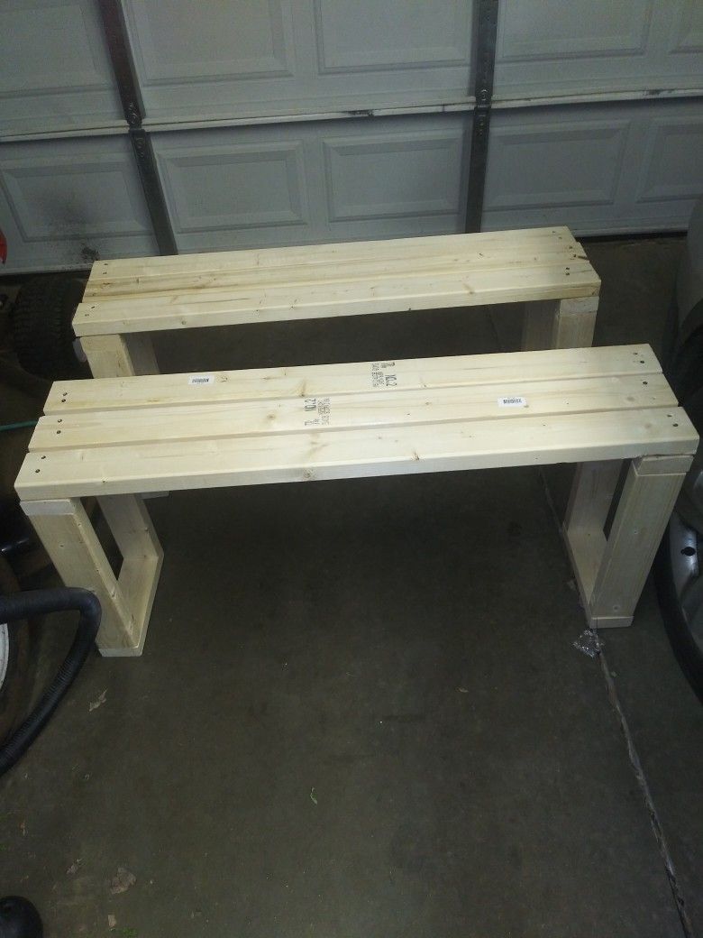 2 Benches 1 For 50 2 For 100