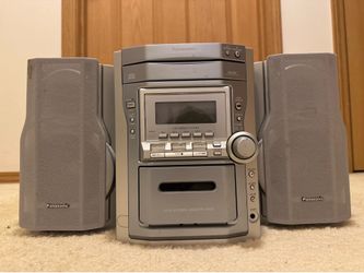 Panasonic SA-PM11 CD Stereo System - 5-Disc Changer, Cassette Deck, Radio WITH Manual