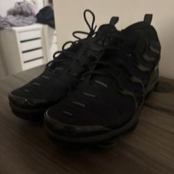 Nike VaporMax Plus size 13