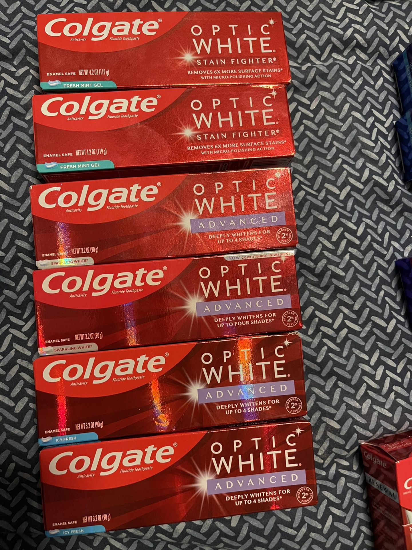 Colgate Optic White Toothpast (3.2 + 4.2 Fl Oz)