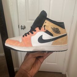 Air Jordan 1 Mid SE Orange Suede – Men’s