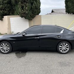 2014 Infiniti Q50 RWD