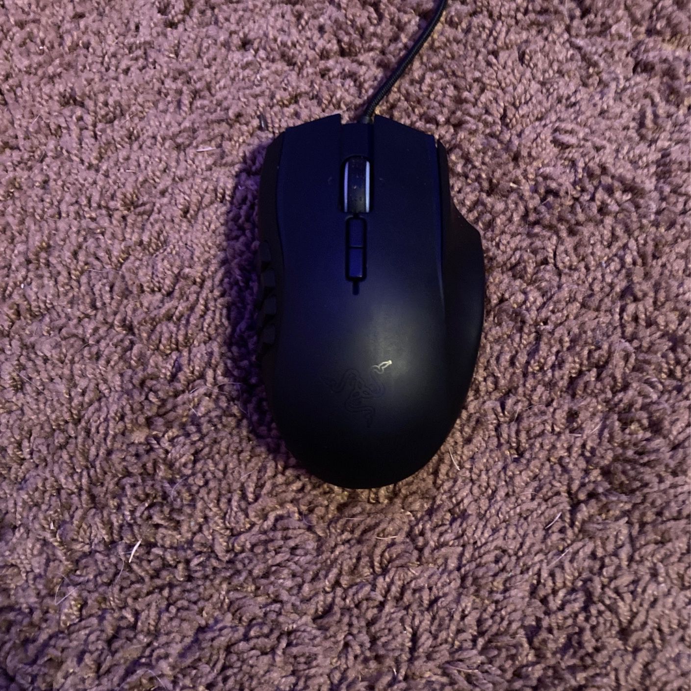 Gaming Mouse (Razer Naga Chroma)