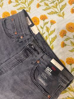 Levi’s Premium 501 Women’s Jeans  NWT