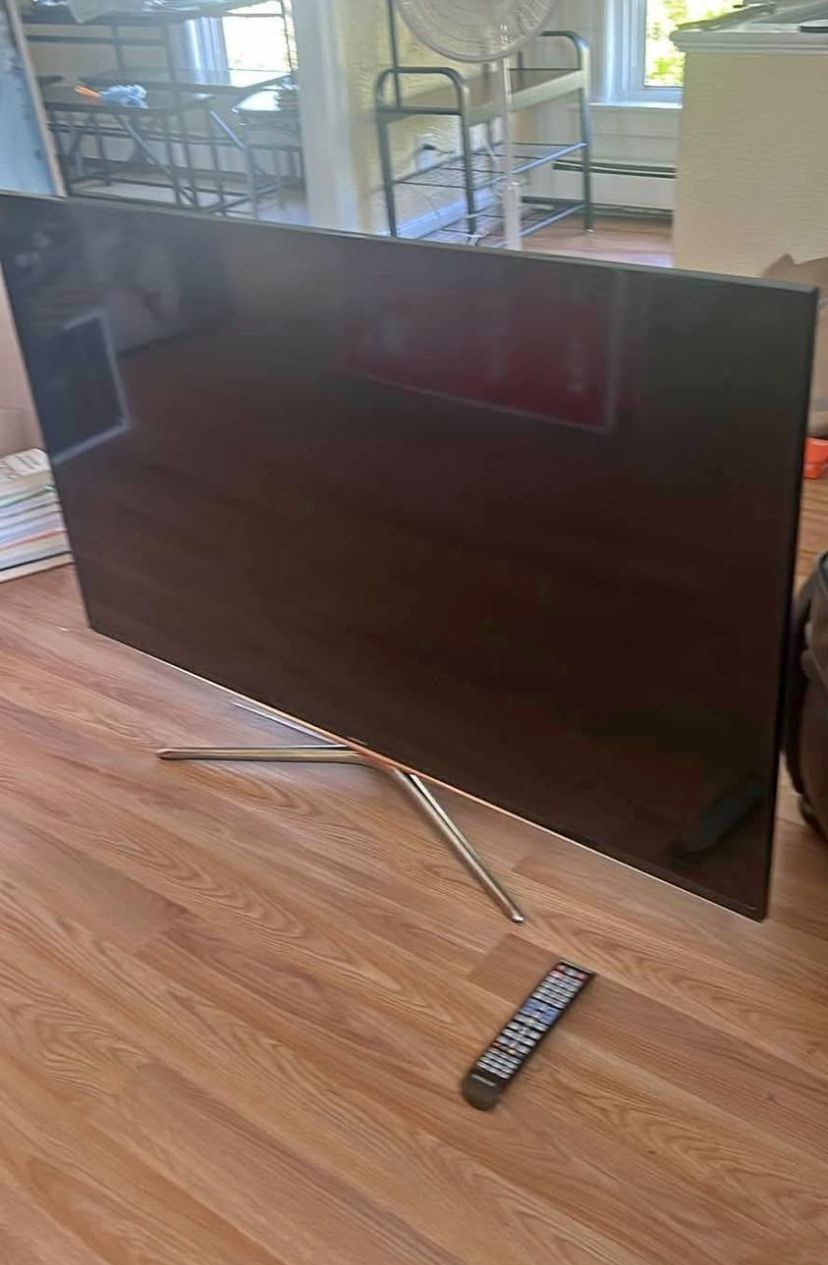 55 Inch Samsung Smart Tv With Swivel Base